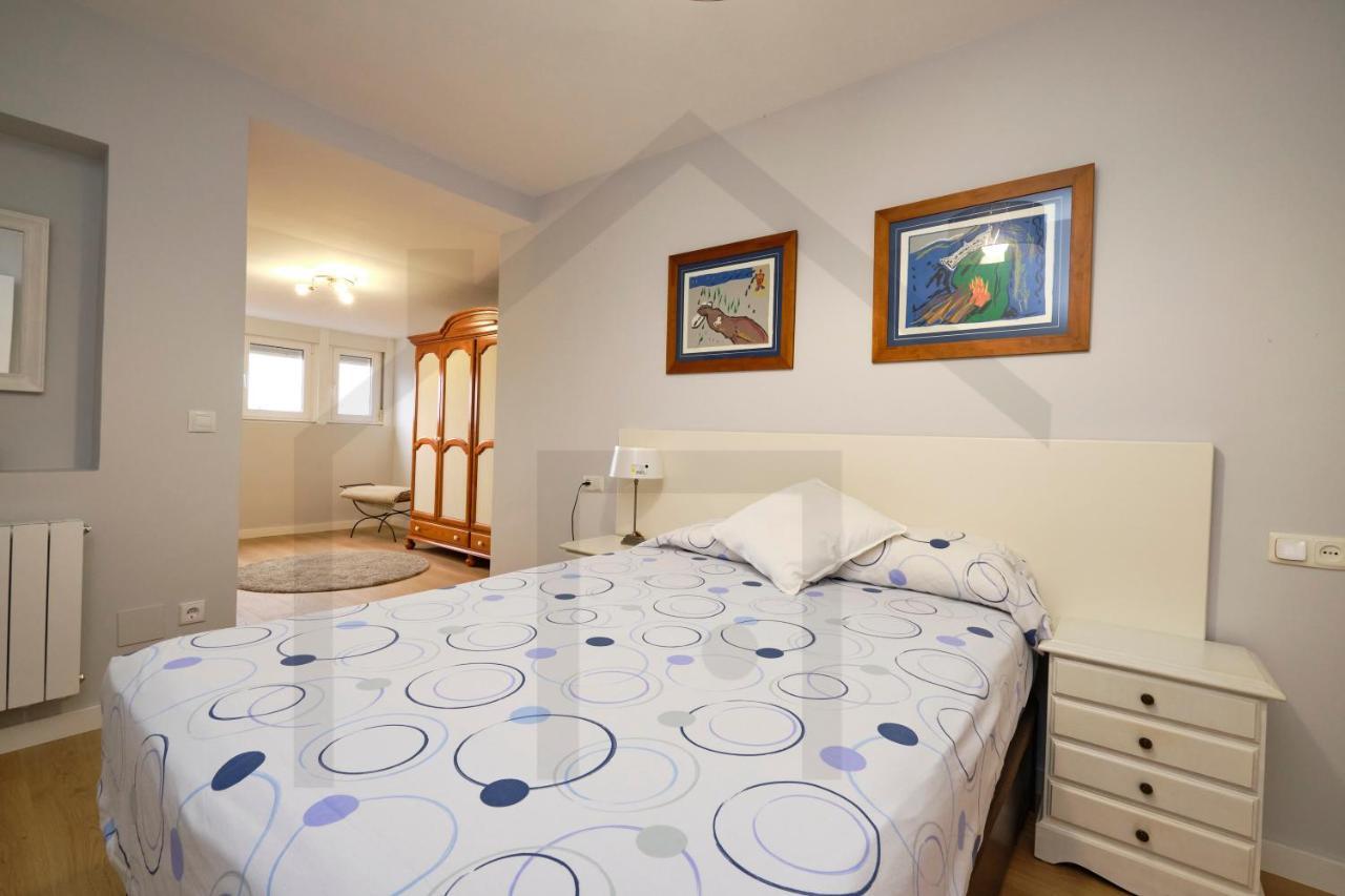 Espectacular Ático a un paso del Centro de Gijón Bed and Breakfast Esterno foto