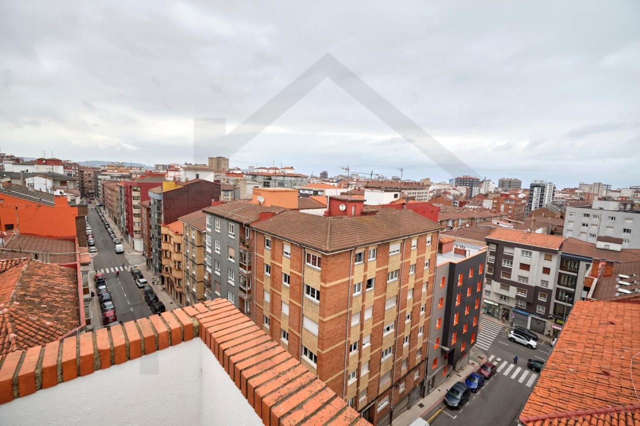 Espectacular Ático a un paso del Centro de Gijón Bed and Breakfast Esterno foto
